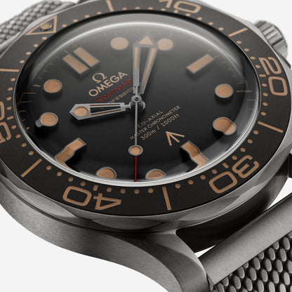 Seamaster Diver 300M 007 Edition 42 mm + FREE Extra NATO Strap